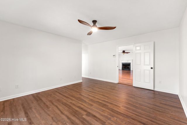 137 River Oaks Drive, Wilmington, NC 28412