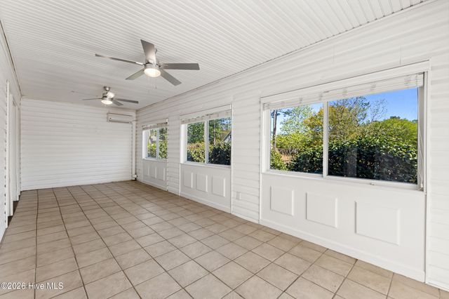137 River Oaks Drive, Wilmington, NC 28412