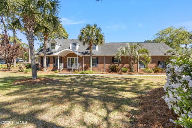 137 River Oaks Drive, Wilmington, NC 28412