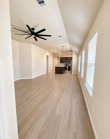 27294 Grey Fox Run, Magnolia, TX 77354