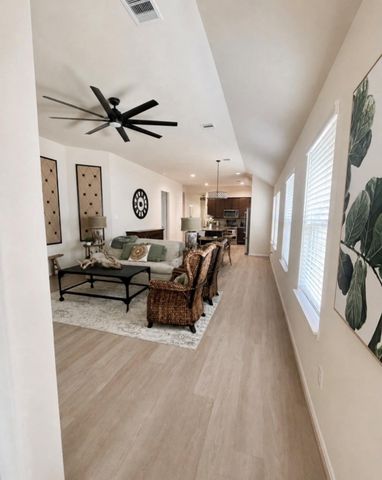 27294 Grey Fox Run, Magnolia, TX 77354