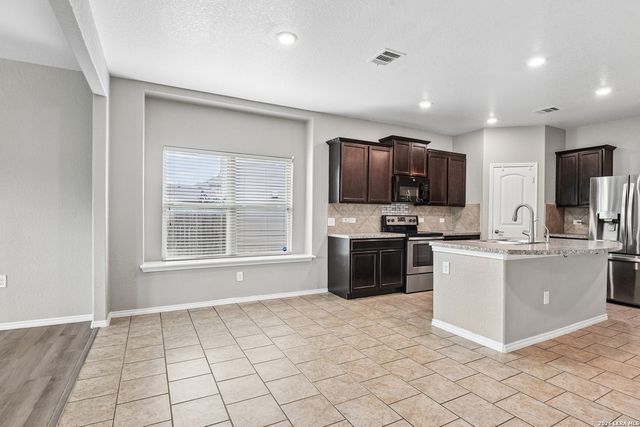 5822 Tranquil Dawn, San Antonio, TX 78218