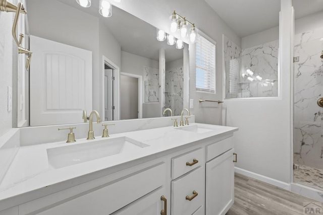 1187 E Ivanhoe Dr, Pueblo, CO 81007