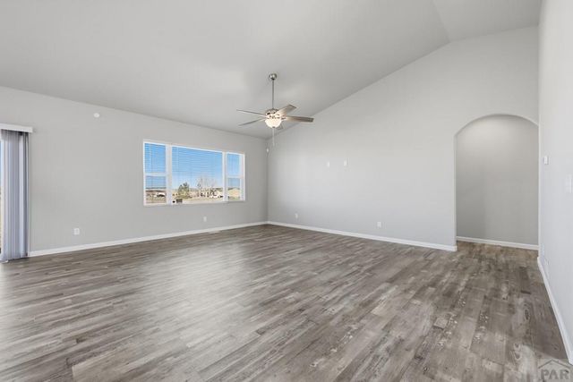1187 E Ivanhoe Dr, Pueblo, CO 81007