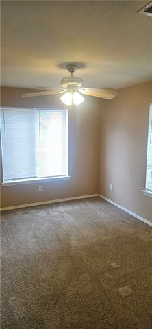 820 Piedmont Place 3, Fayetteville, AR 72701