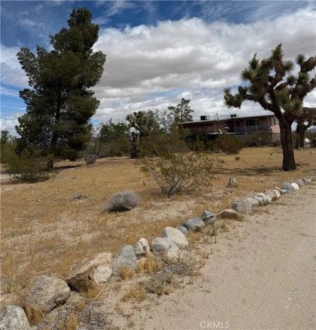 9511 ANZA TRL, Lucerne Valley, CA 92356