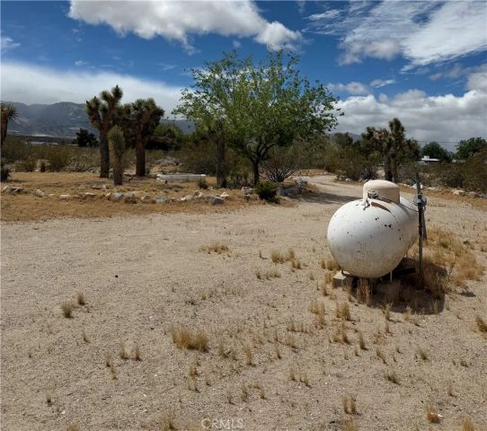 9511 ANZA TRL, Lucerne Valley, CA 92356