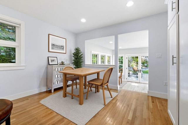 35 Keyes Rd, Westford, MA 01886