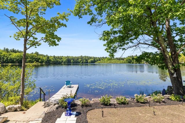 35 Keyes Rd, Westford, MA 01886