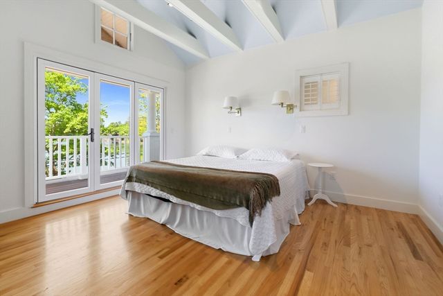 35 Keyes Rd, Westford, MA 01886