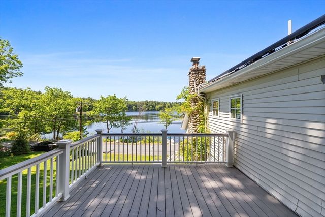 35 Keyes Rd, Westford, MA 01886