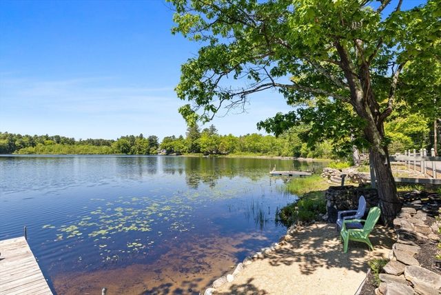 35 Keyes Rd, Westford, MA 01886