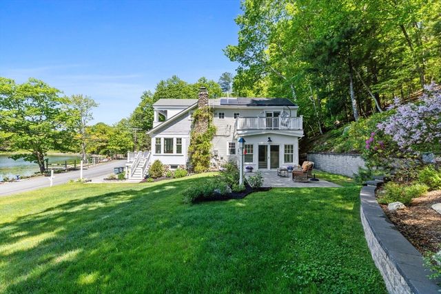 35 Keyes Rd, Westford, MA 01886