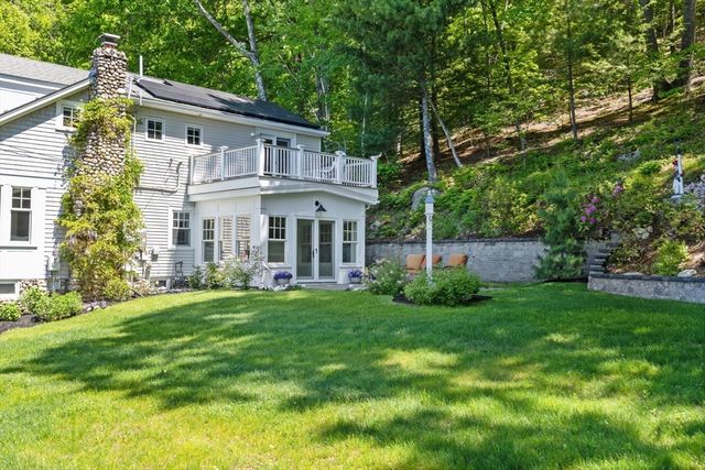 35 Keyes Rd, Westford, MA 01886