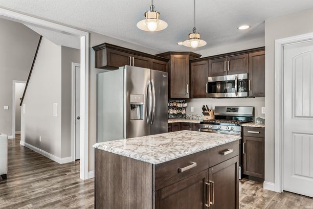 11219 Mallory Court, Roanoke, IN 46783