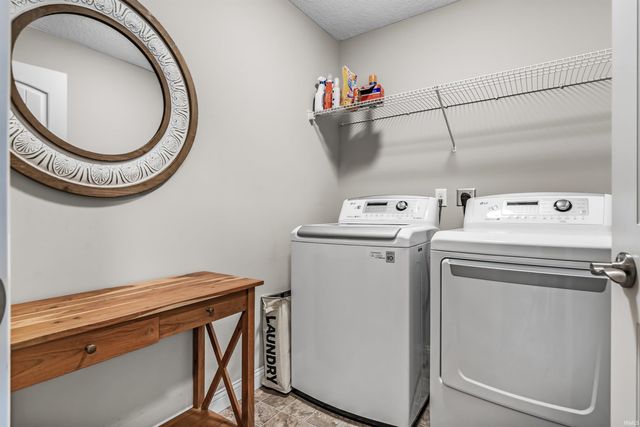 11219 Mallory Court, Roanoke, IN 46783