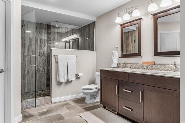 11219 Mallory Court, Roanoke, IN 46783