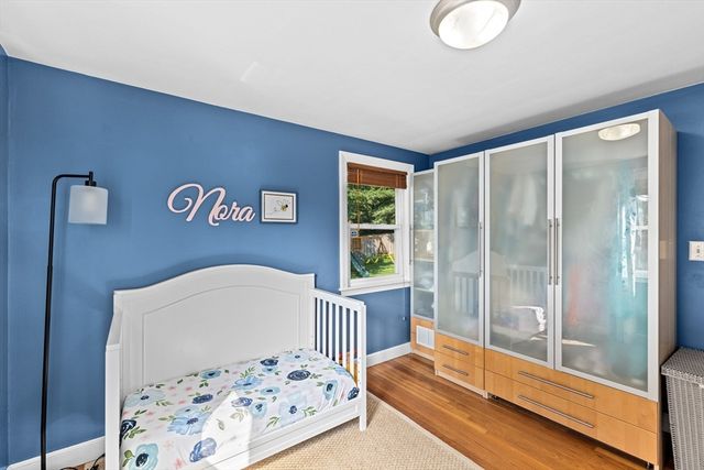 122 Lockland Ave, Framingham, MA 01701