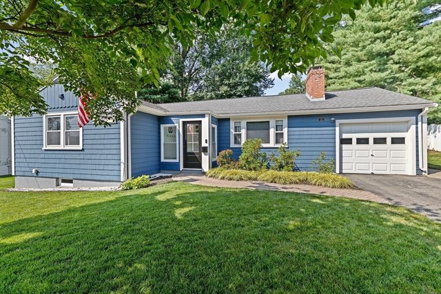 122 Lockland Ave, Framingham, MA 01701