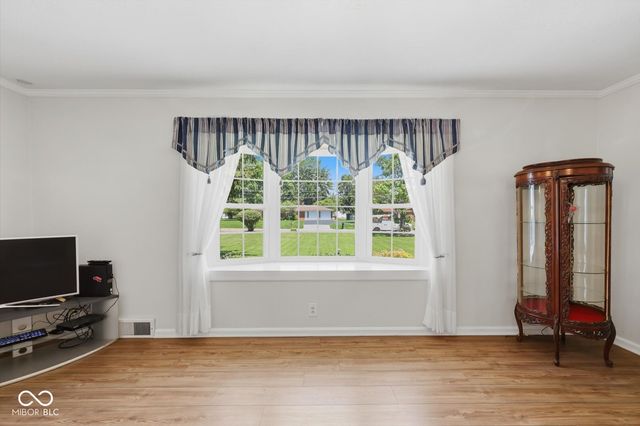 449 E McKay Road, Shelbyville, IN 46176