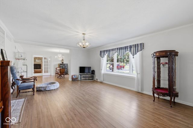 449 E McKay Road, Shelbyville, IN 46176