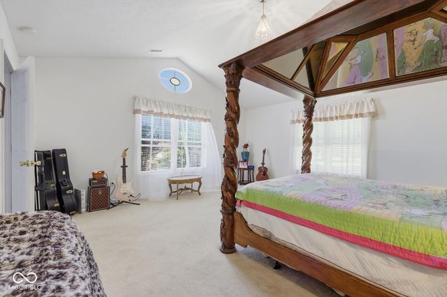 449 E McKay Road, Shelbyville, IN 46176