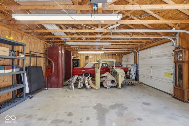 449 E McKay Road, Shelbyville, IN 46176