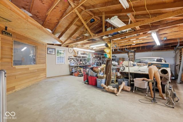 449 E McKay Road, Shelbyville, IN 46176