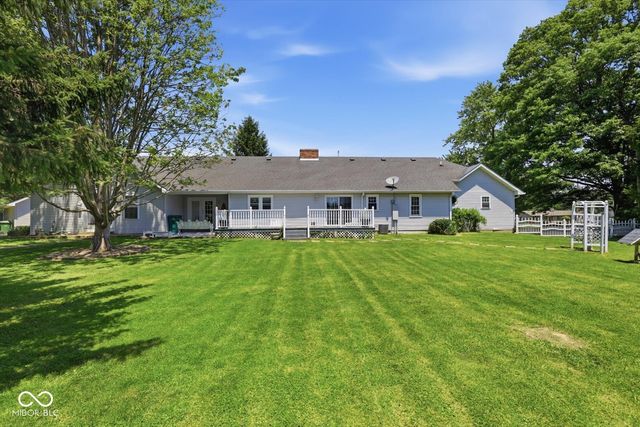 449 E McKay Road, Shelbyville, IN 46176