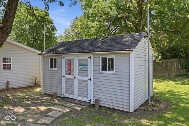 449 E McKay Road, Shelbyville, IN 46176