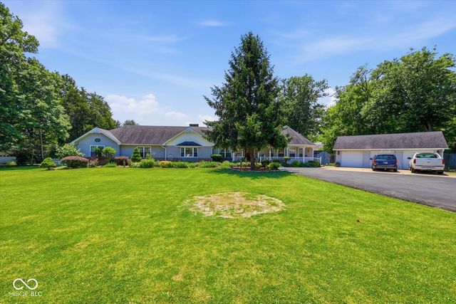 449 E McKay Road, Shelbyville, IN 46176