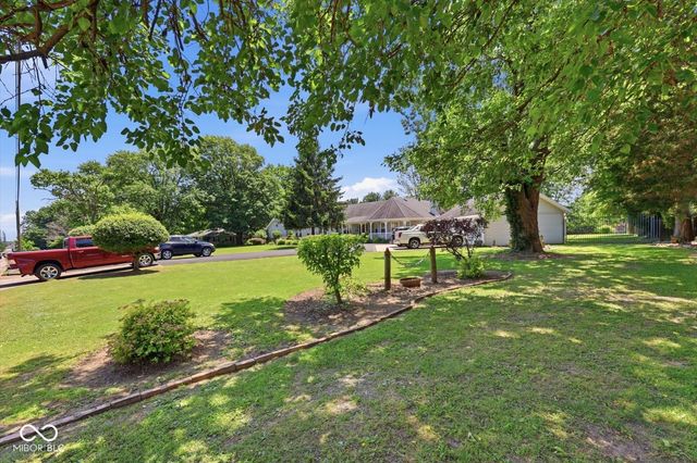 449 E McKay Road, Shelbyville, IN 46176