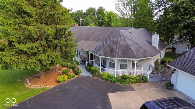 449 E McKay Road, Shelbyville, IN 46176