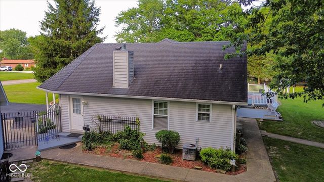 449 E McKay Road, Shelbyville, IN 46176