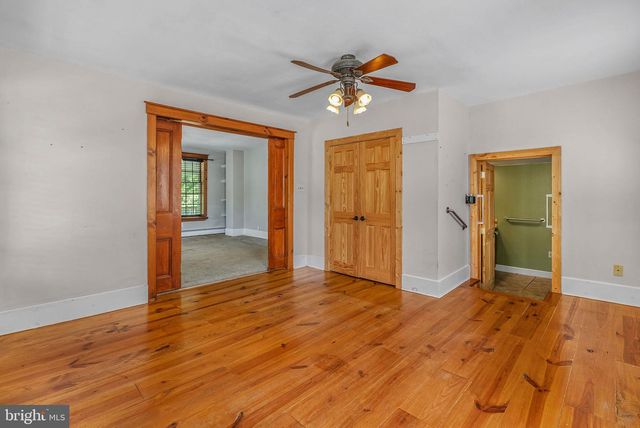 15 CHURCH ST, Mullica Hill, NJ 08062