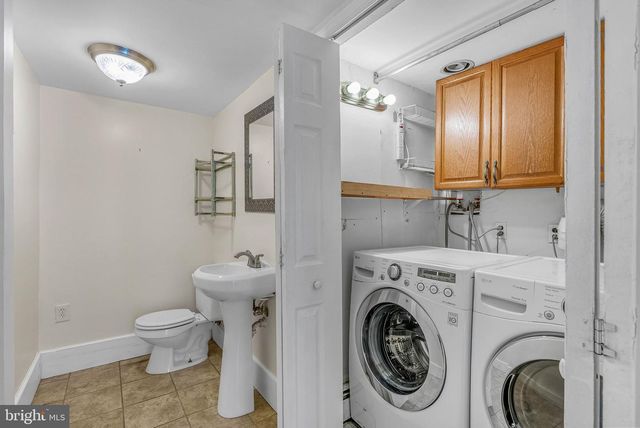 15 CHURCH ST, Mullica Hill, NJ 08062