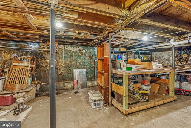 15 CHURCH ST, Mullica Hill, NJ 08062