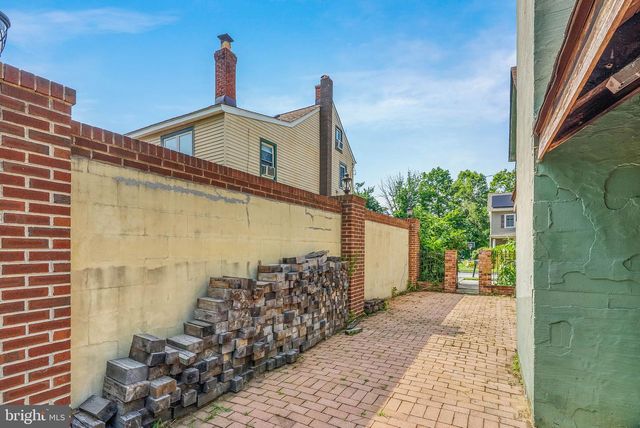 15 CHURCH ST, Mullica Hill, NJ 08062