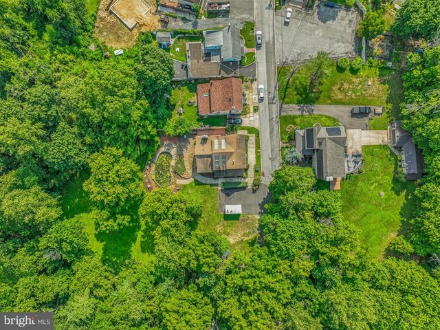 15 CHURCH ST, Mullica Hill, NJ 08062