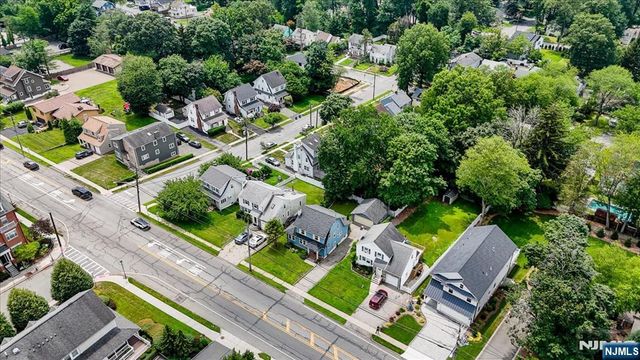 63 Livingston Avenue, Livingston, NJ 07039