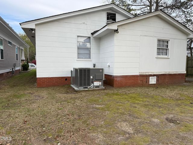 412 S 5th Street, Smithfield, NC 27577