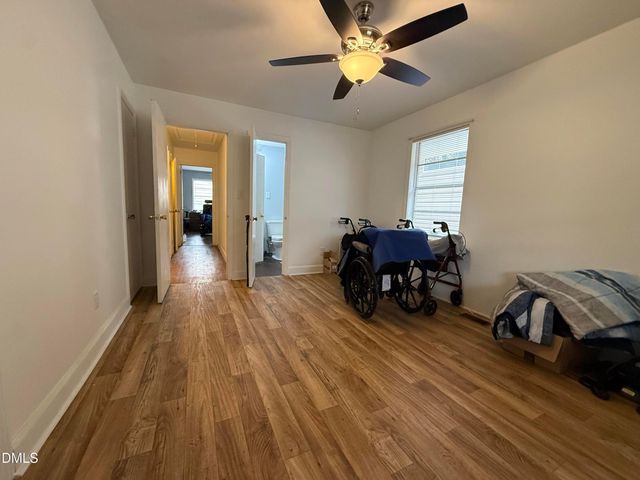 412 S 5th Street, Smithfield, NC 27577