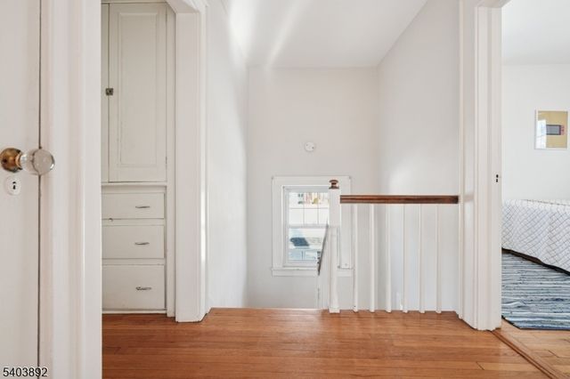 26 Lafayette Ave, East Orange City, NJ 07017