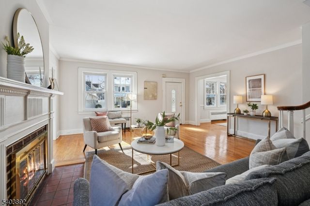 26 Lafayette Ave, East Orange City, NJ 07017