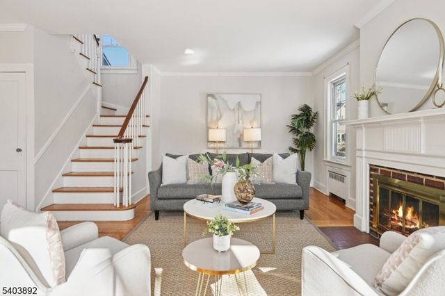 26 Lafayette Ave, East Orange City, NJ 07017