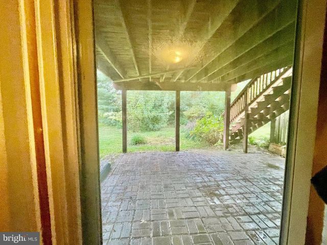 8137 CRABAPPLE LN, Gaithersburg, MD 20879