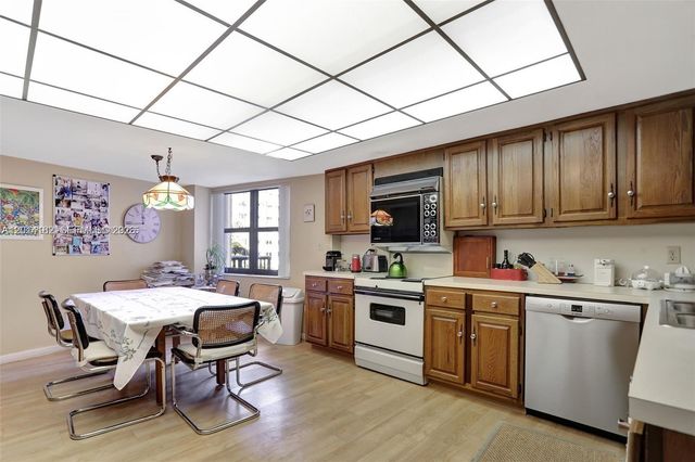 1800 S Ocean Blvd Apt 210, Lauderdale By The Sea, FL 33062