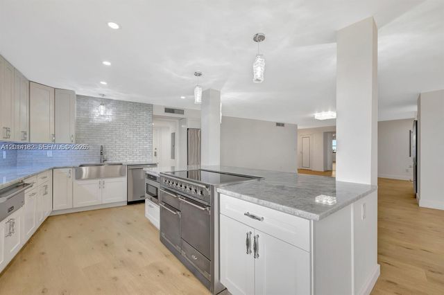 1800 S Ocean Blvd Apt 210, Lauderdale By The Sea, FL 33062