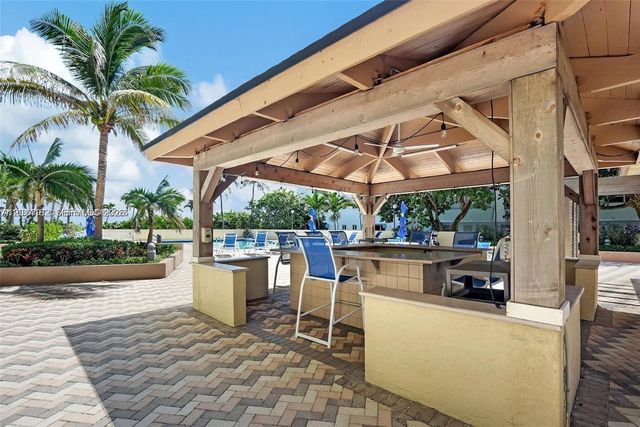 1800 S Ocean Blvd Apt 210, Lauderdale By The Sea, FL 33062