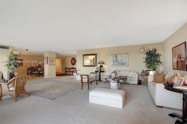 1800 S Ocean Blvd Apt 210, Lauderdale By The Sea, FL 33062
